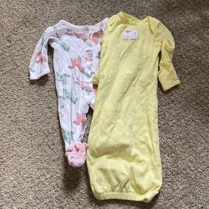 ⭐️Bundle of 2 Preemie Baby Girl Sleepers